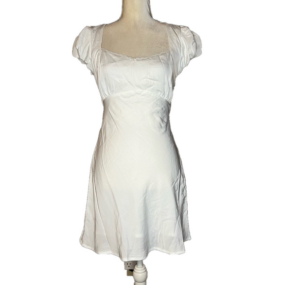 All In Favor Open Back Dress - Picture 2 of 6